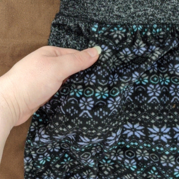 Ultra-Comfy Loungewear Set - Picture 6 of 6